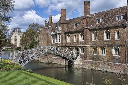 Quaint 2 Bed Cottage In The Heart Of Cambridge Екстер'єр фото